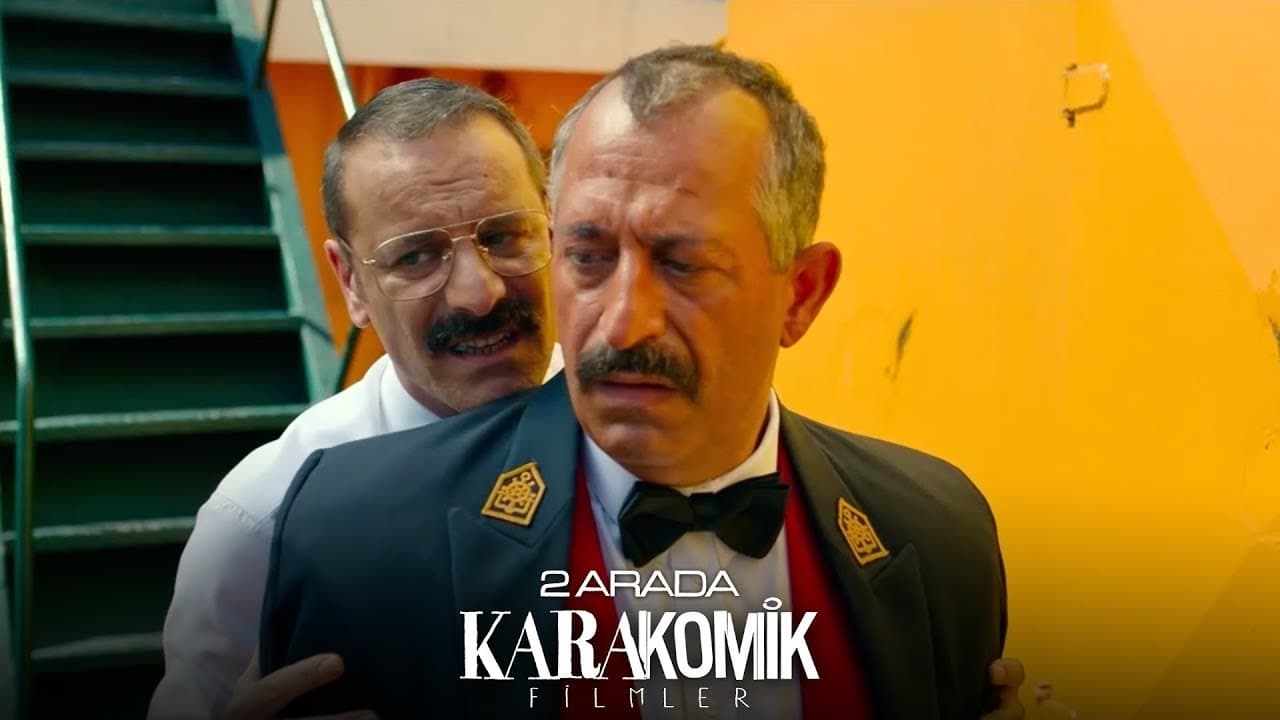 Karakomik Filmler: 2 Arada Poster