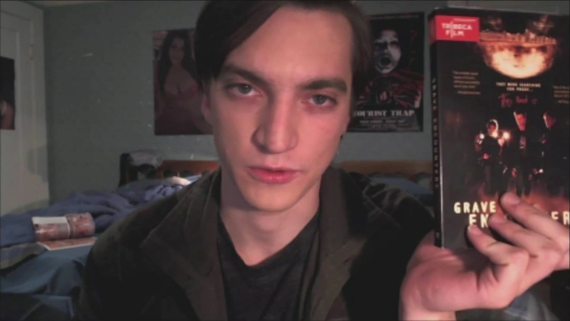 Grave Encounters 2 Poster