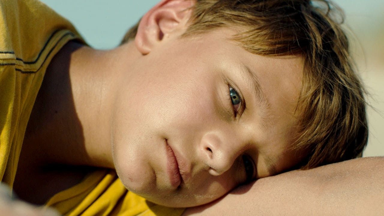 My Extraordinary Summer with Tess Poster