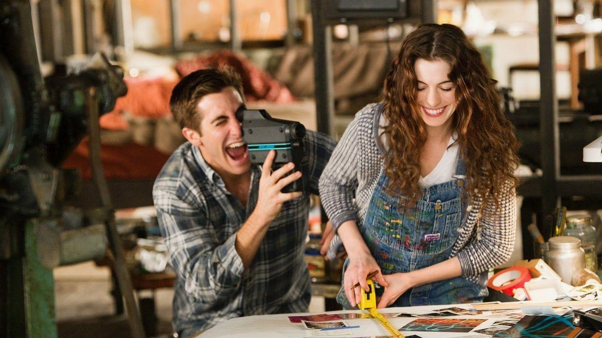 Love & Other Drugs Poster