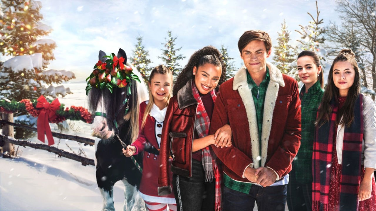 Free Rein: The Twelve Neighs of Christmas Poster