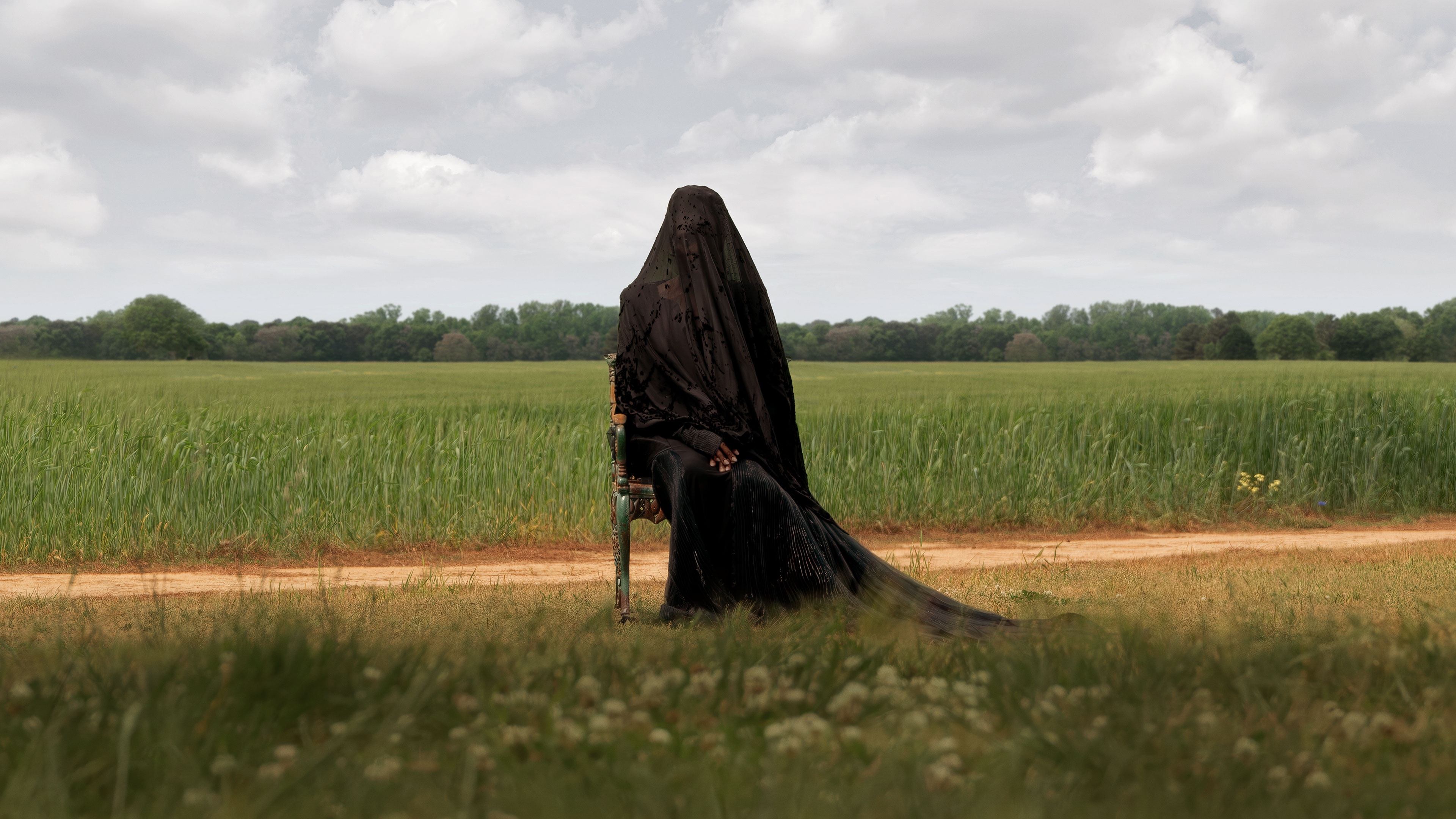 The Woman in the Yard Poster