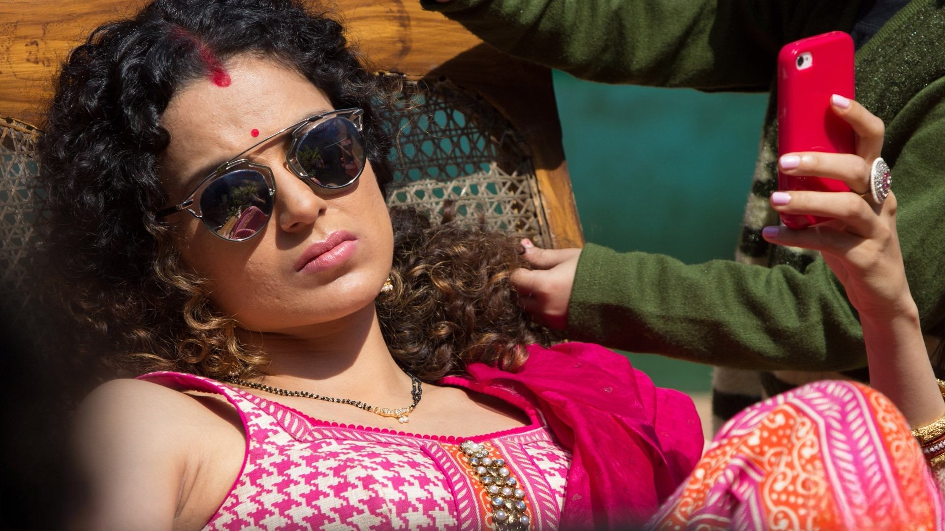 Tanu Weds Manu Returns Poster