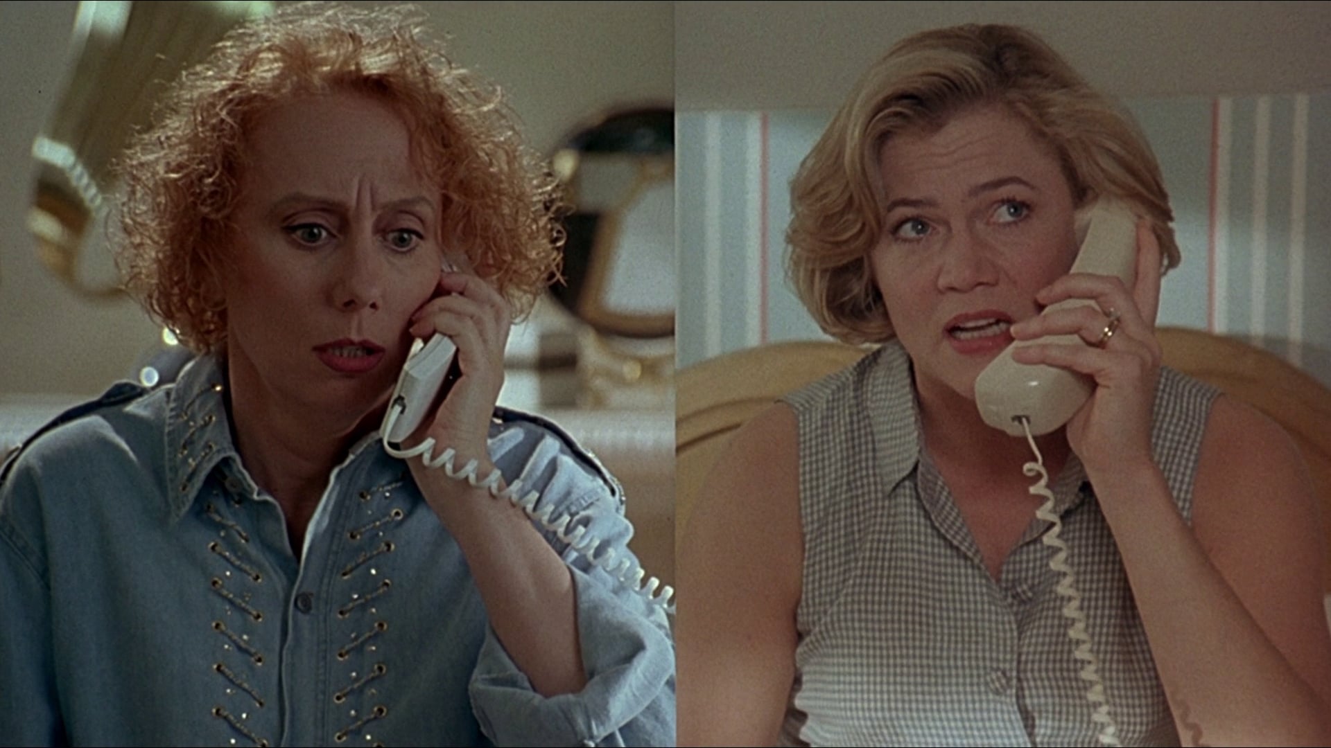 Serial Mom Poster