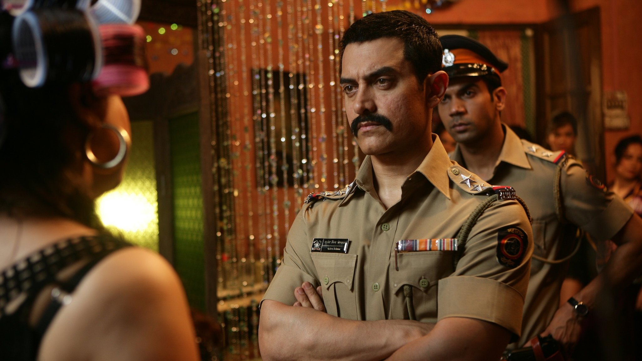 Talaash: The Answer Lies Within Poster