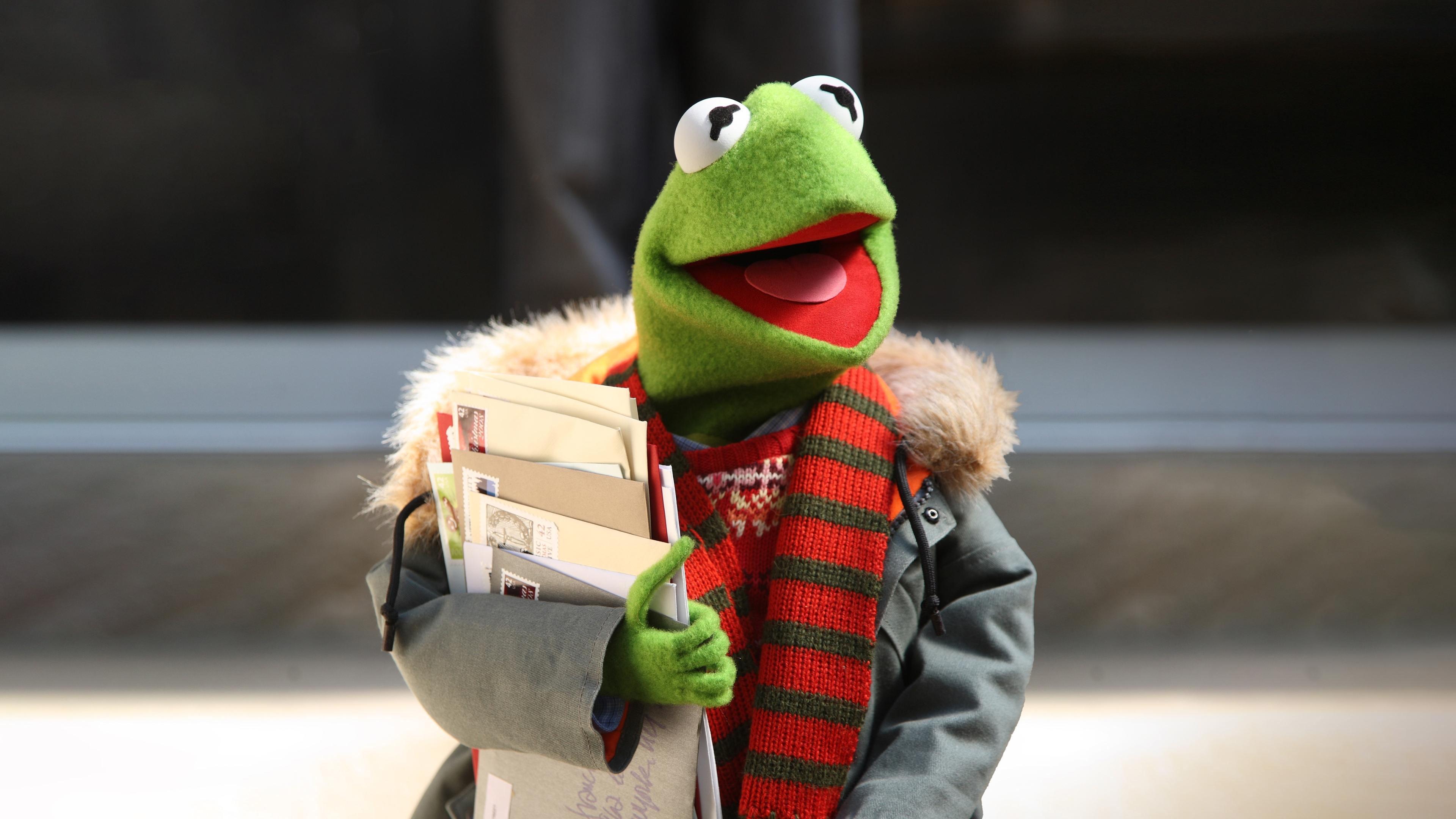 A Muppets Christmas: Letters to Santa Poster