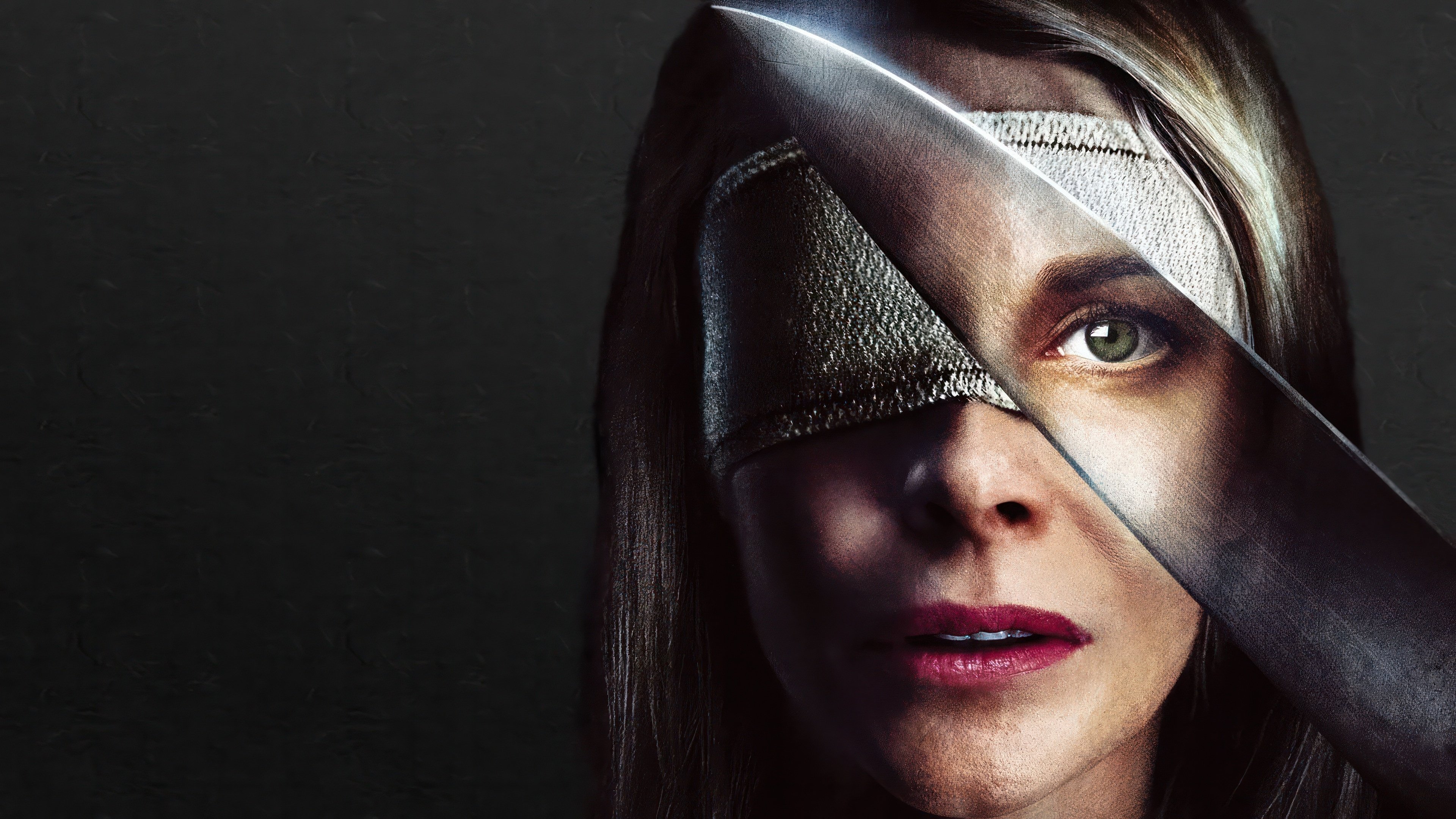 Julia's Eyes Poster