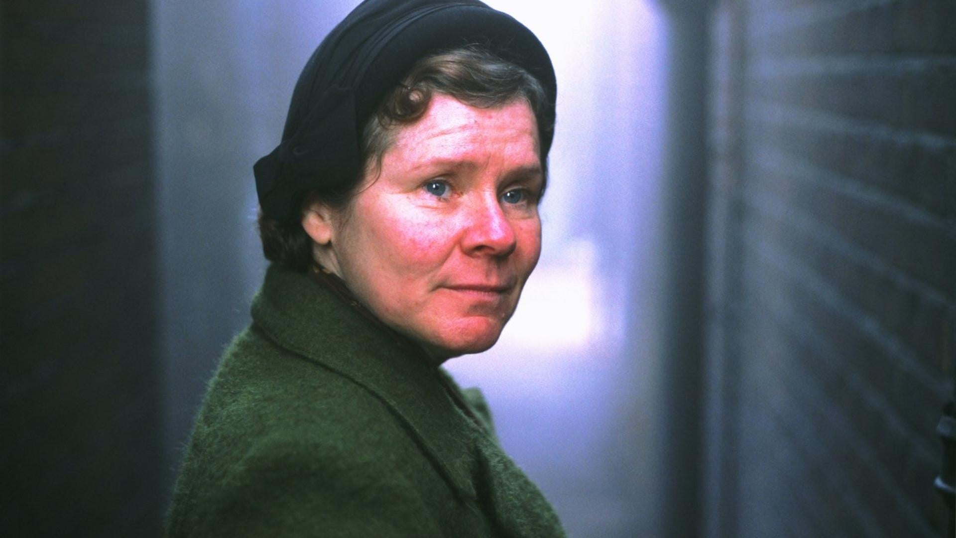 Vera Drake Poster